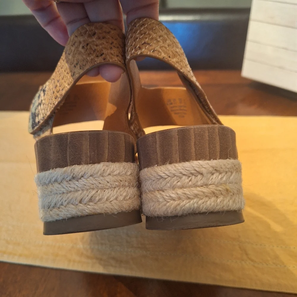 Franco Sarto elevate your